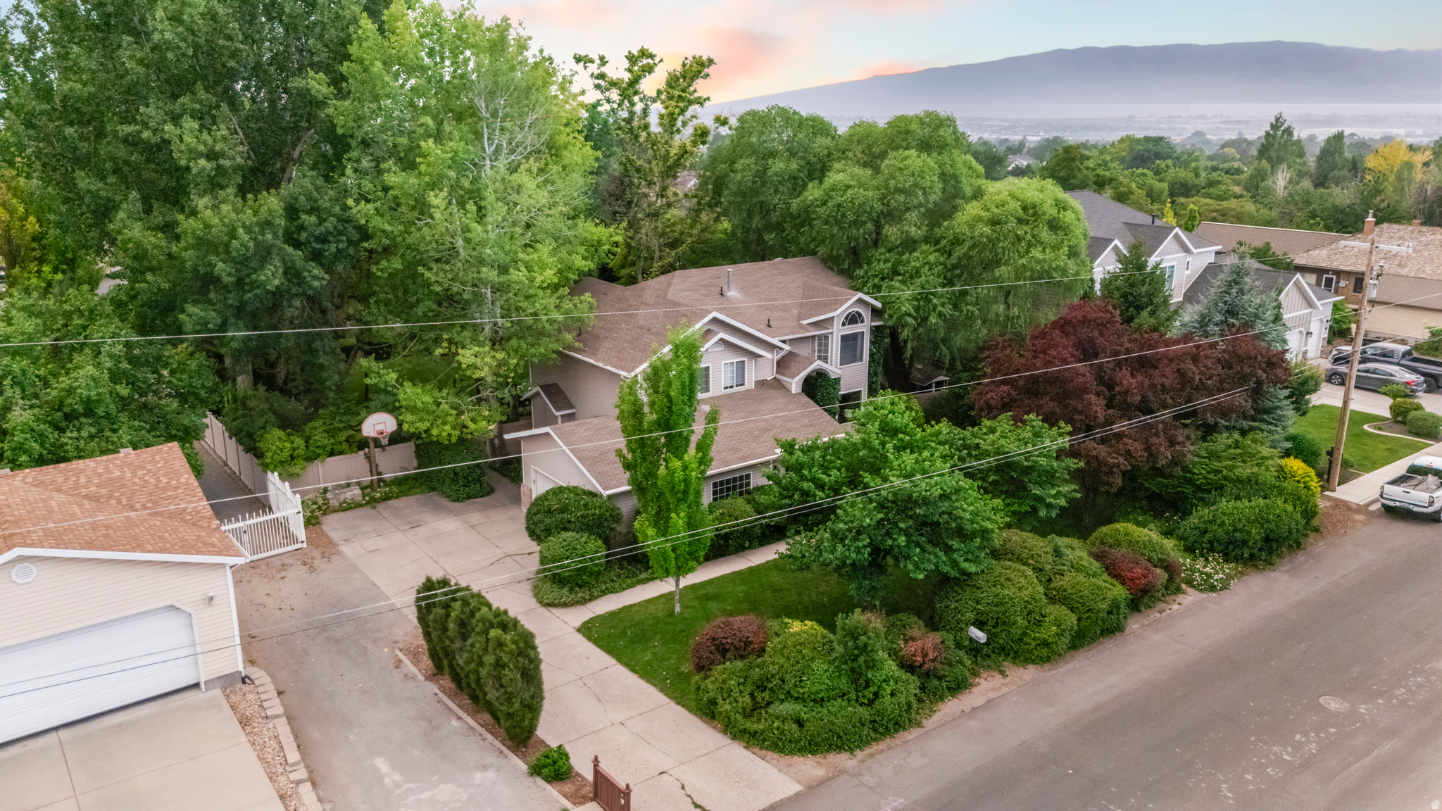 main property photo 44