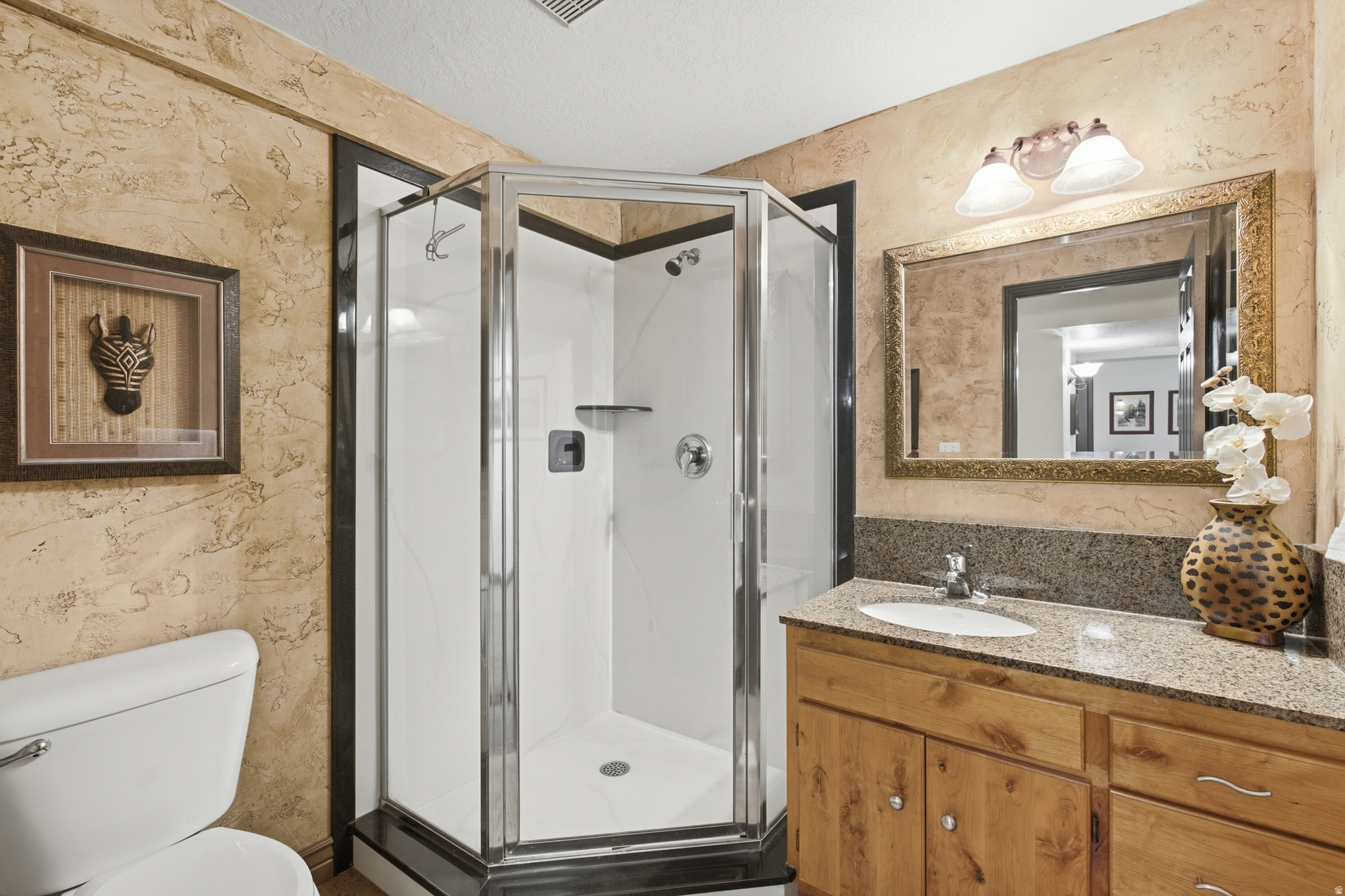 main property photo 86