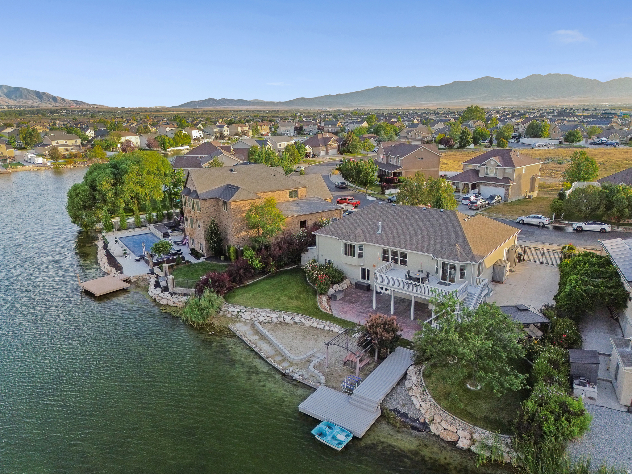 main property photo 43