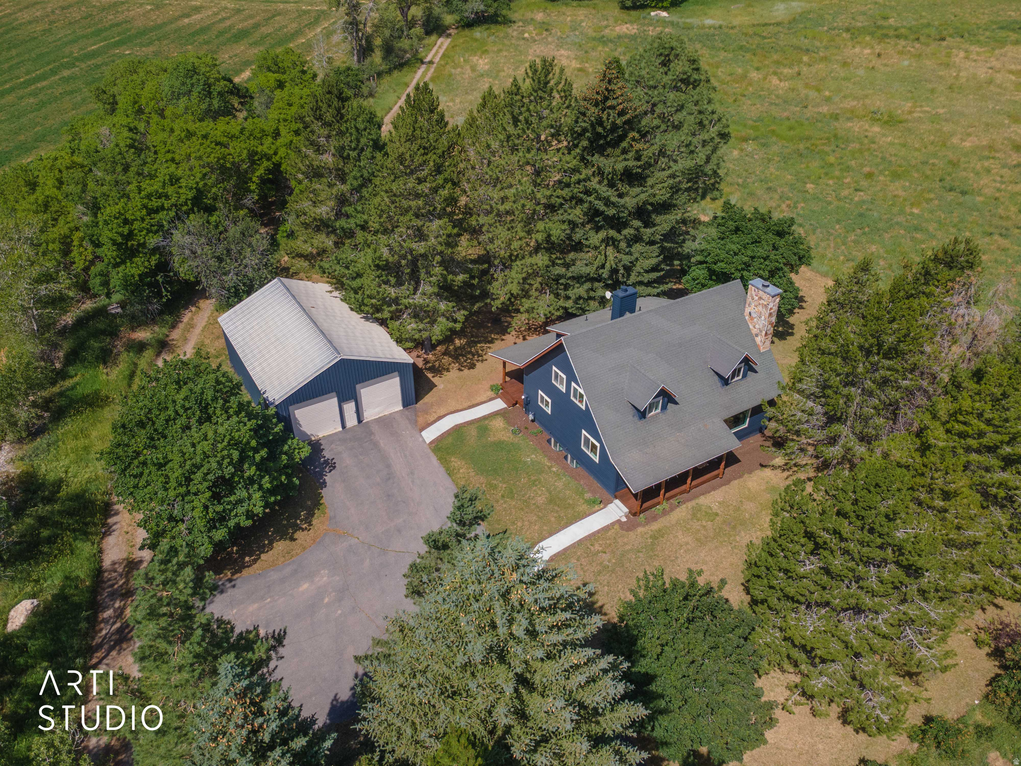main property photo 2