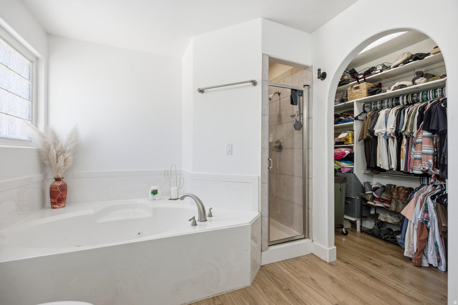 main property photo 25