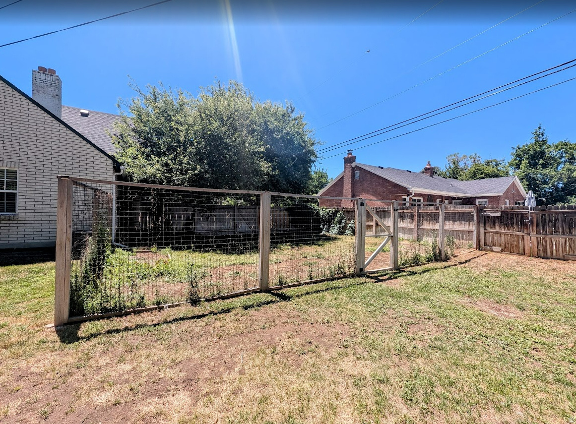 main property photo 48