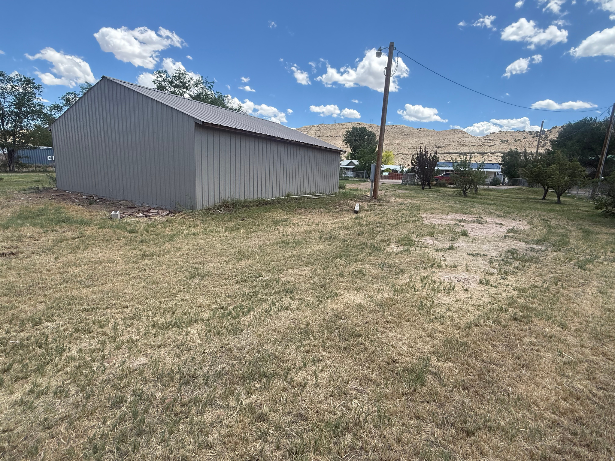 main property photo 12
