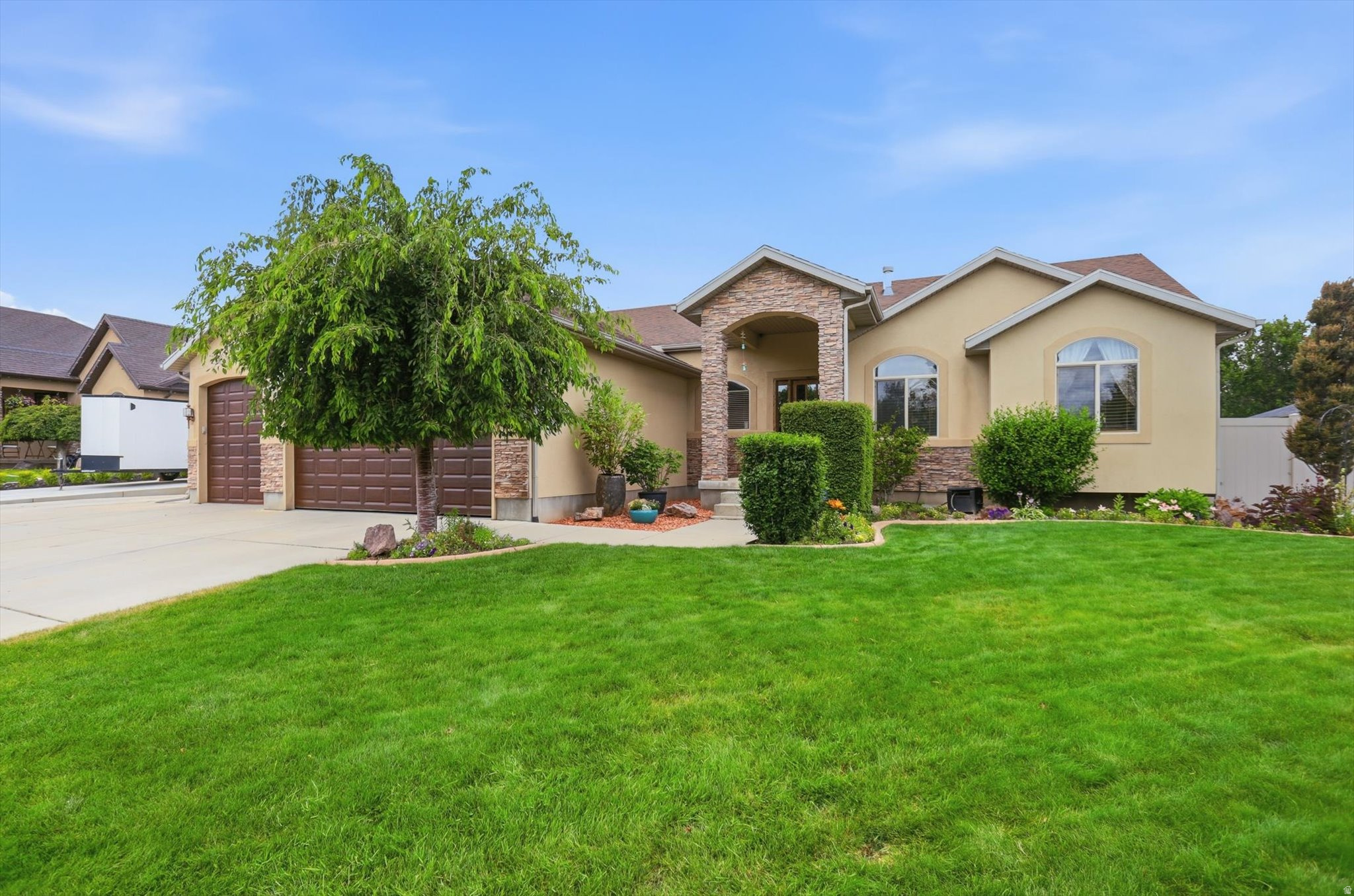 main property photo 57