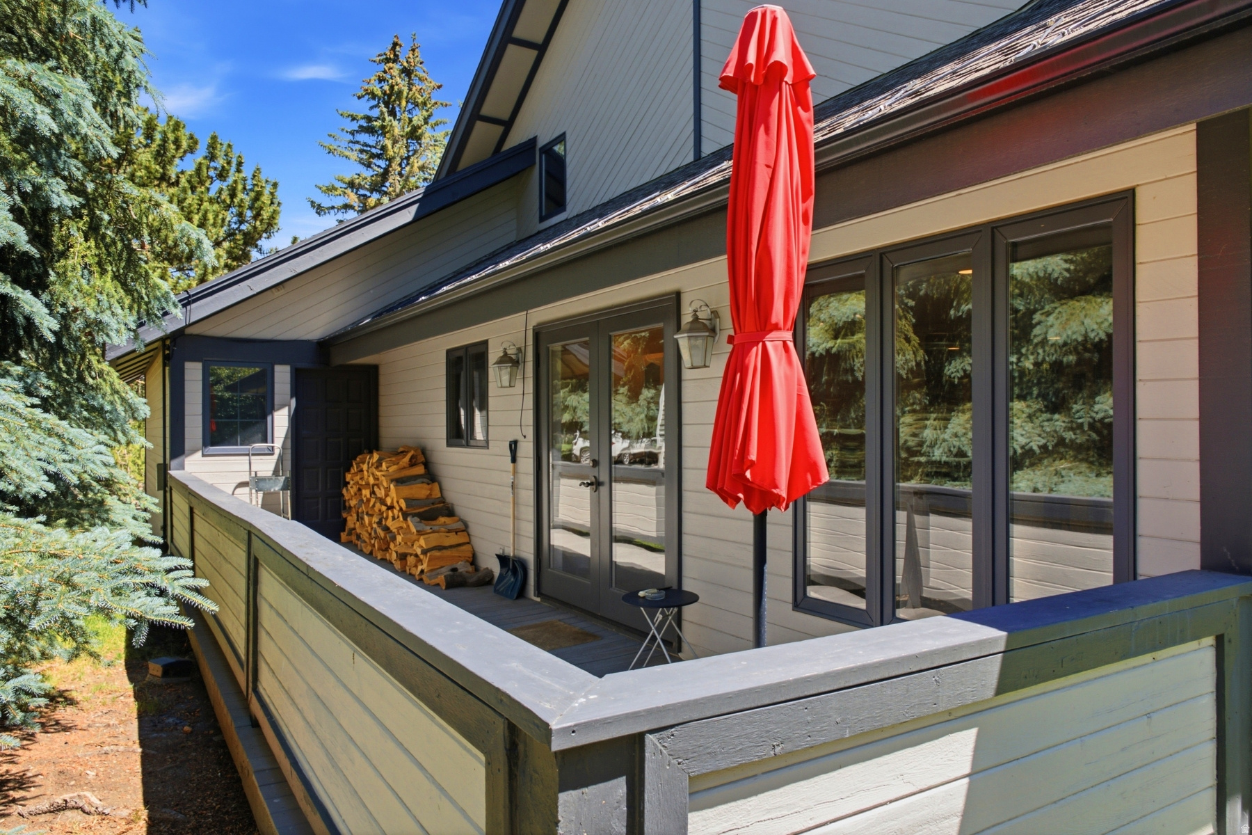 main property photo 66