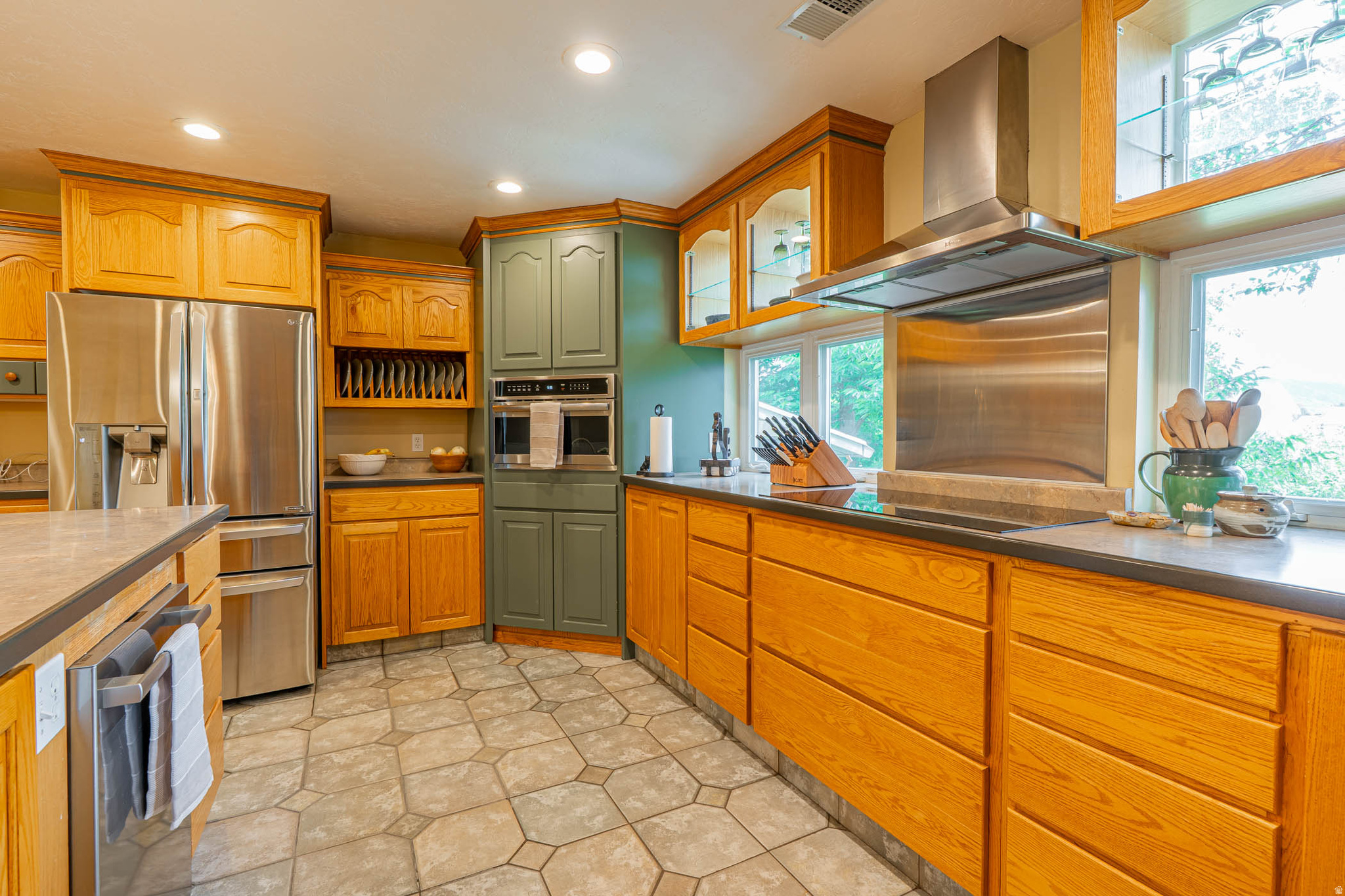 main property photo 14