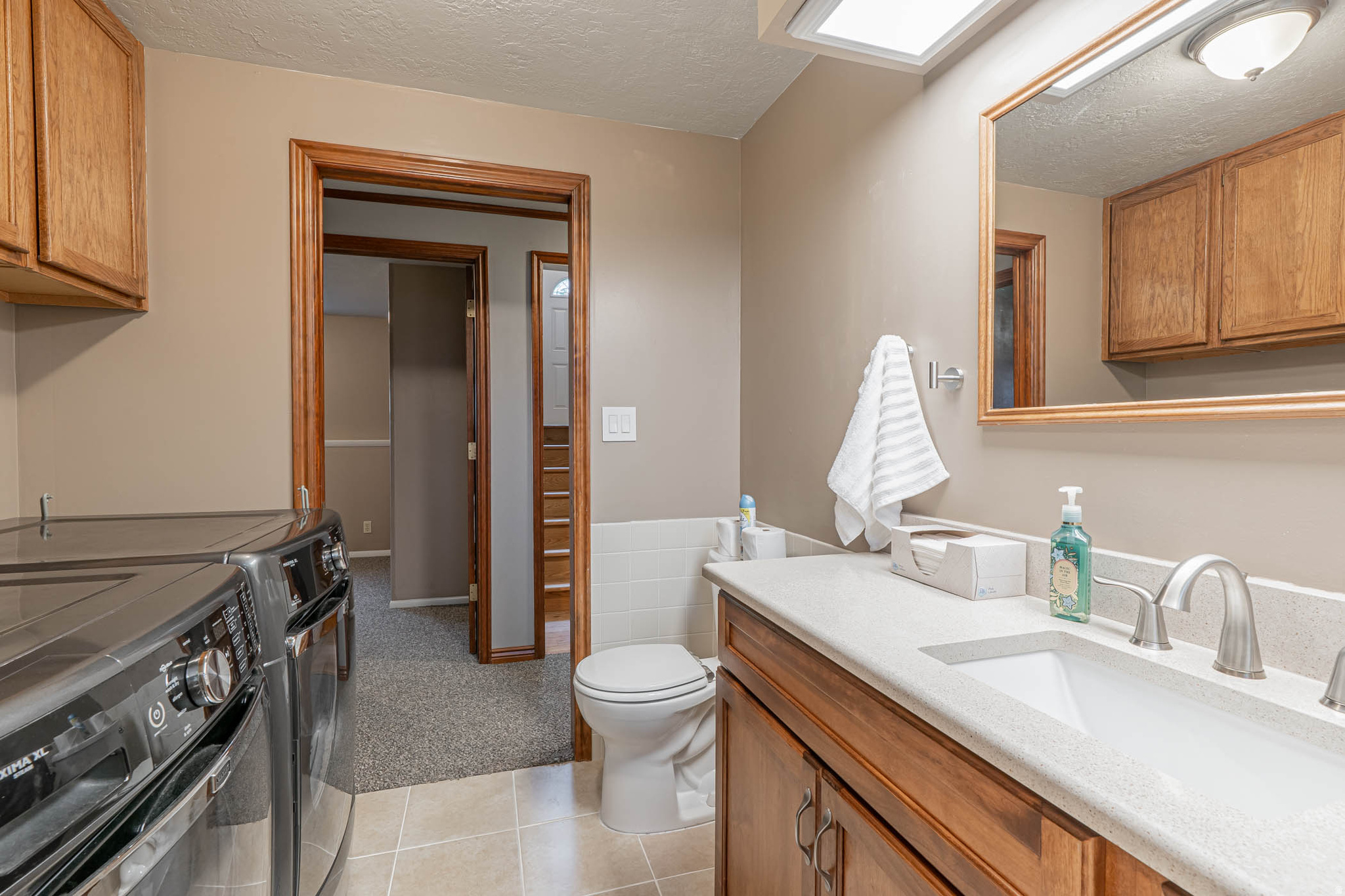 main property photo 50