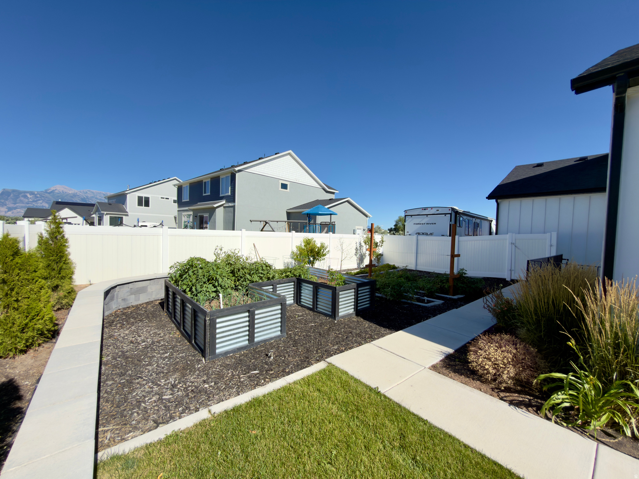 main property photo 58