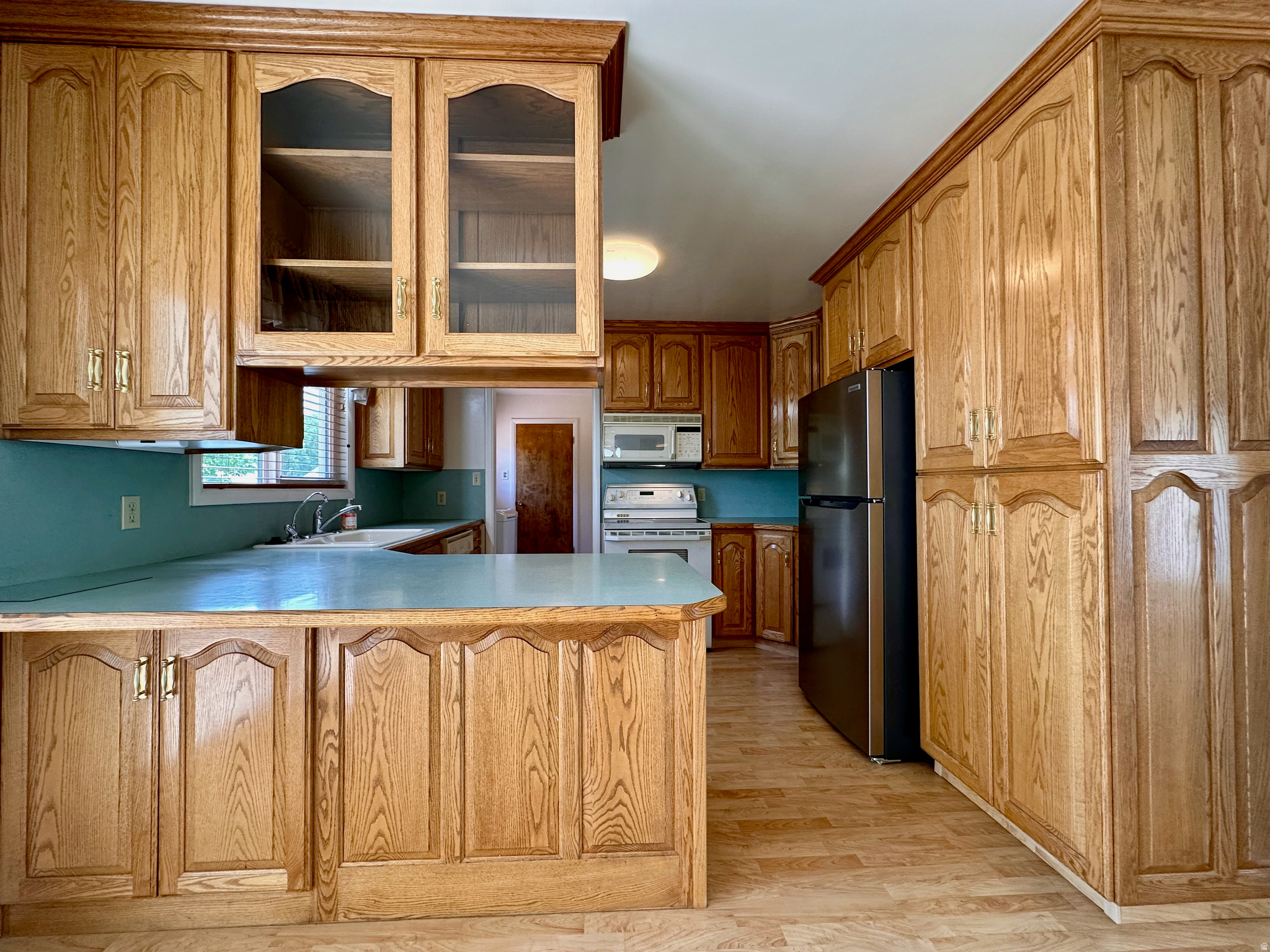 main property photo 16