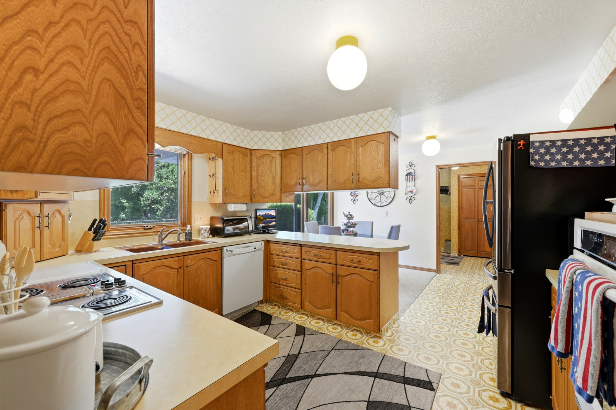 main property photo 16