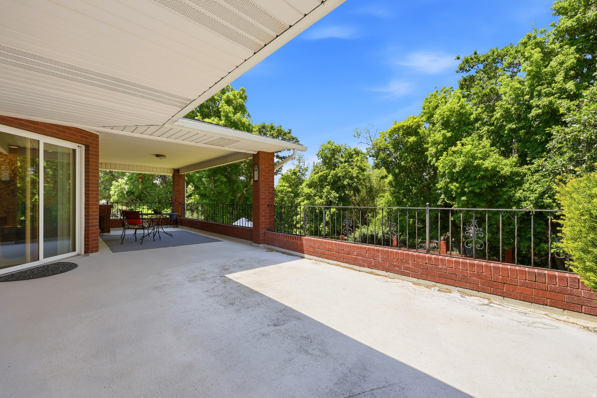 main property photo 46