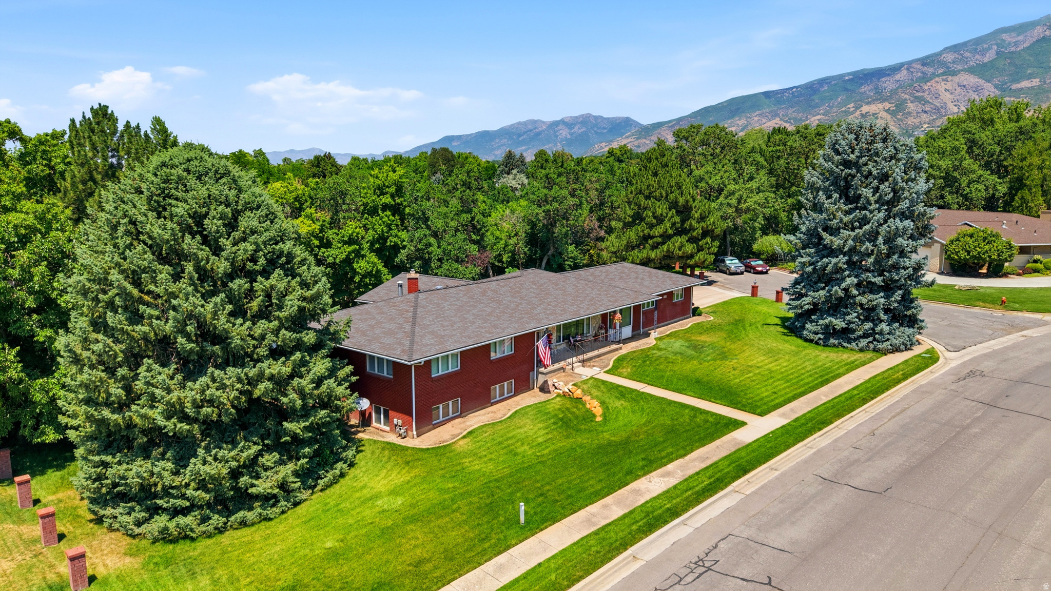 main property photo 59