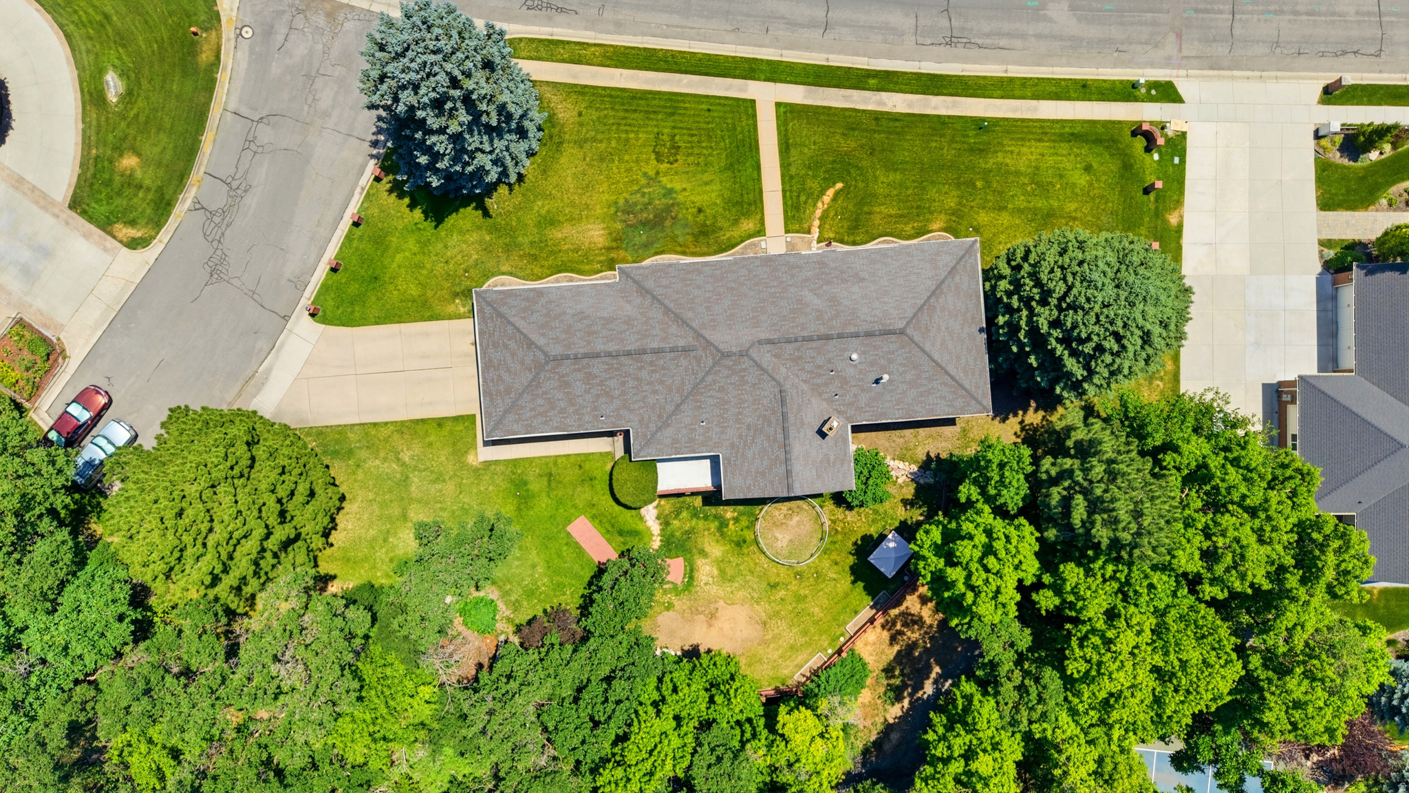main property photo 64