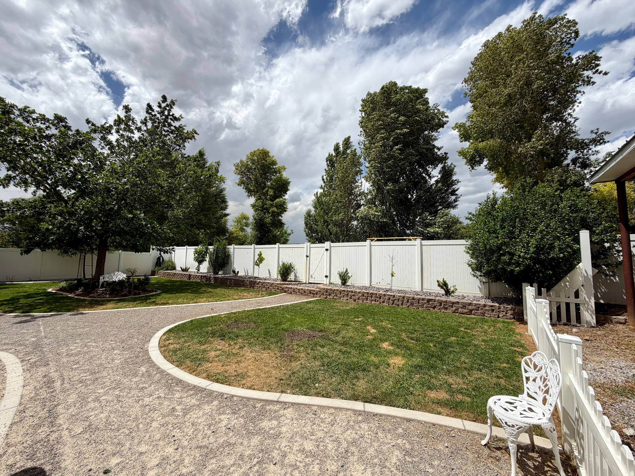 main property photo 80