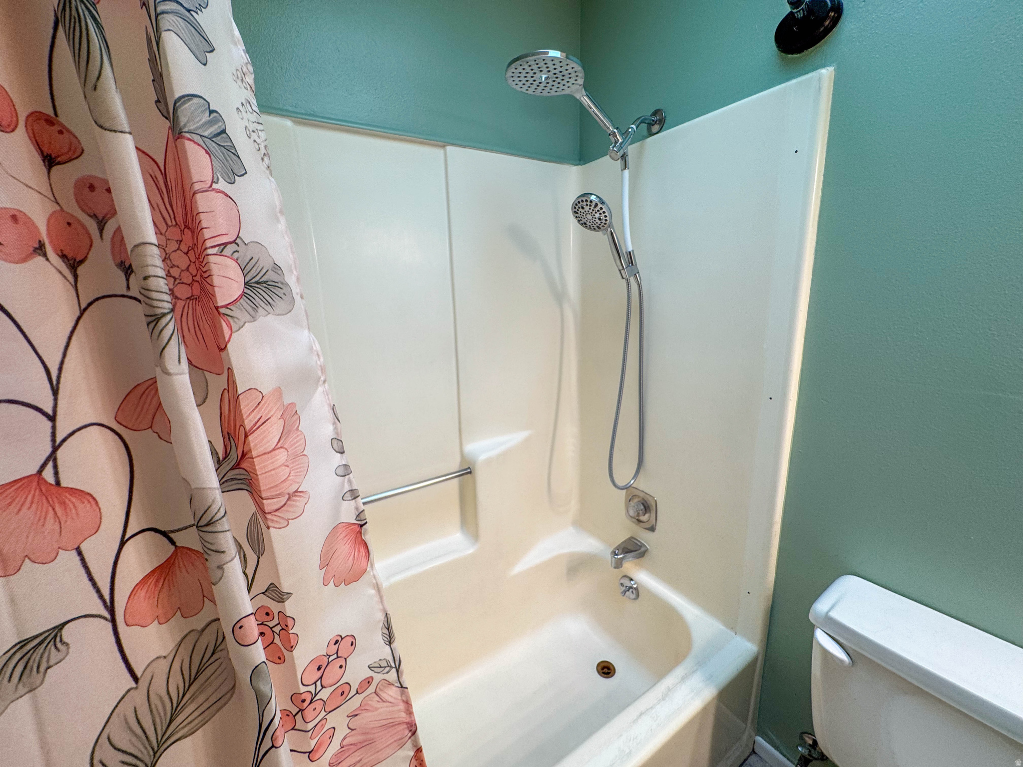 main property photo 19