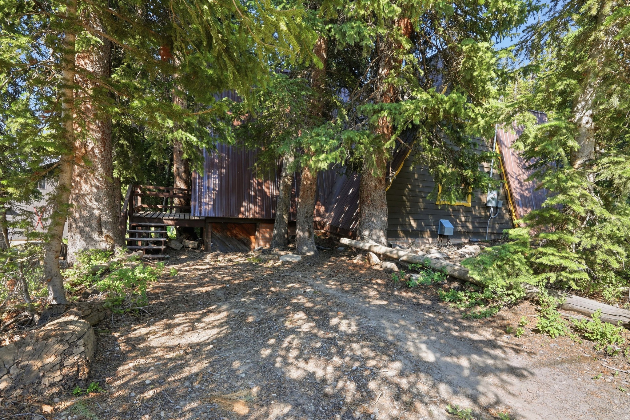 main property photo 34