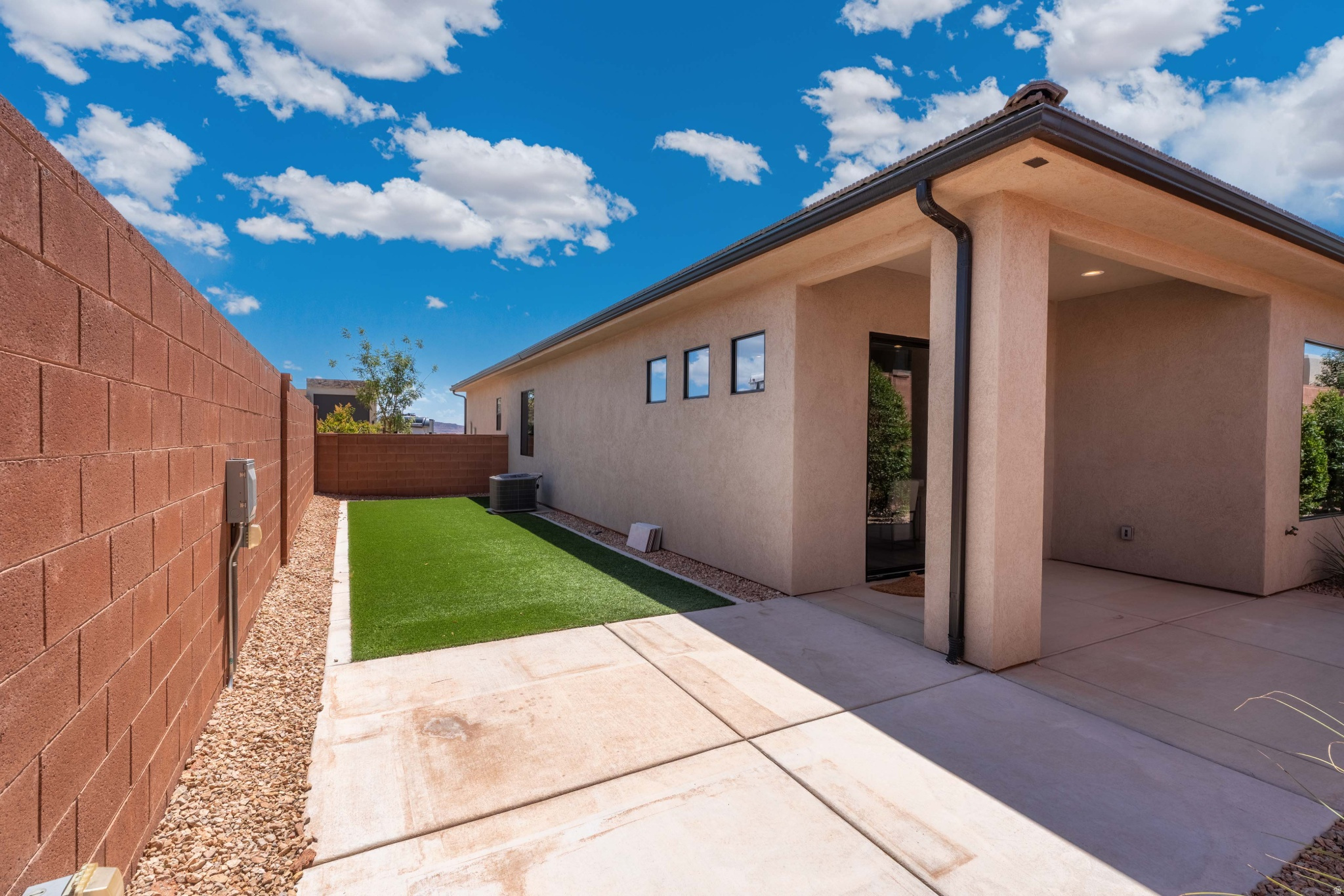 main property photo 60