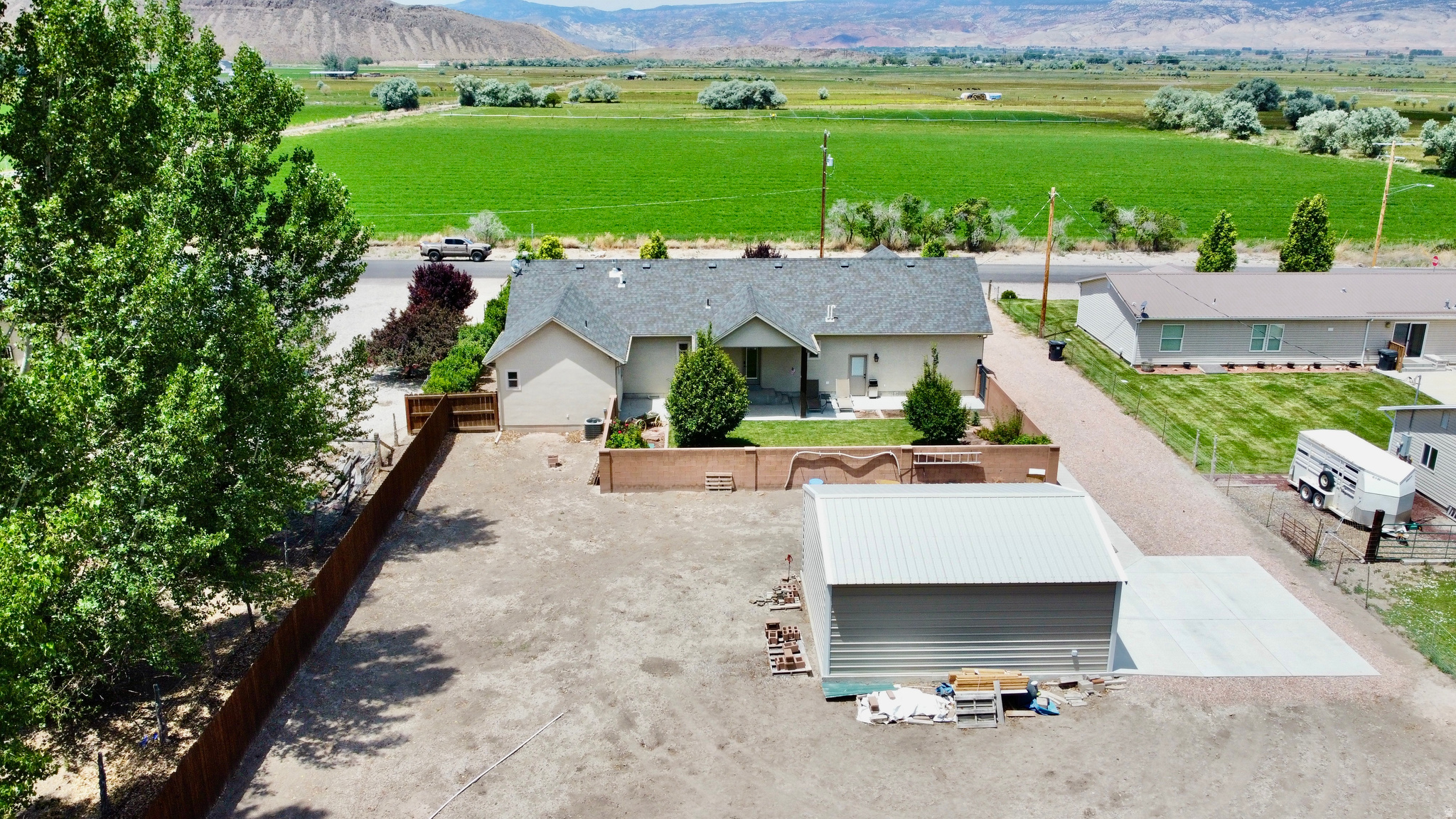 main property photo 45
