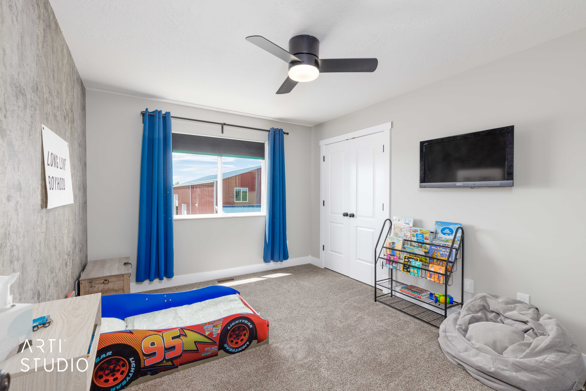 main property photo 17
