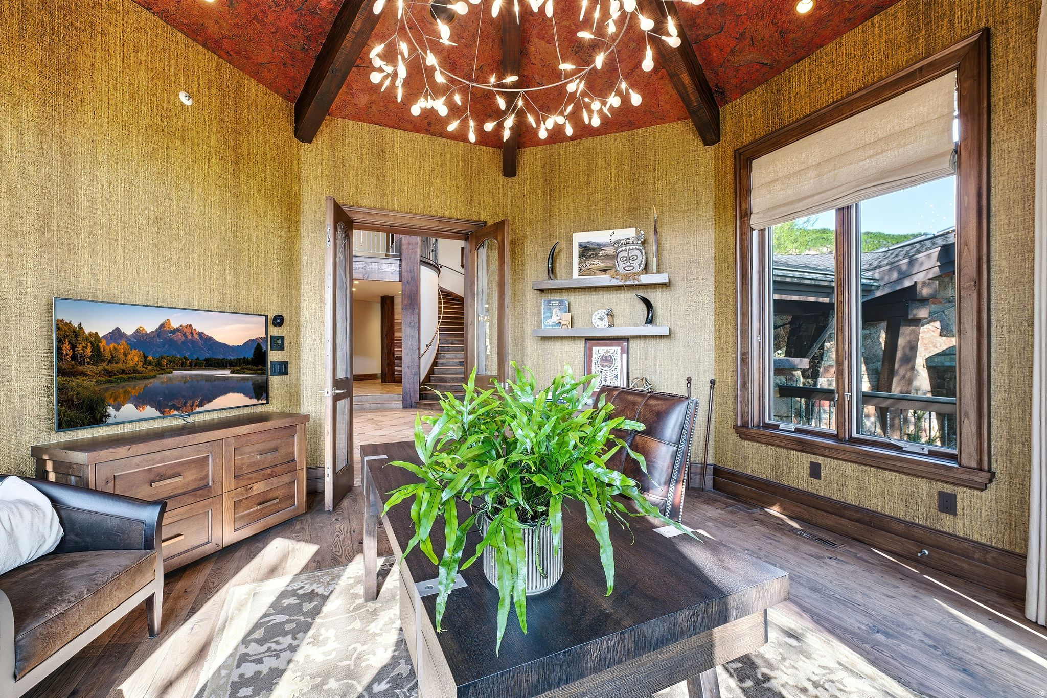 main property photo 40
