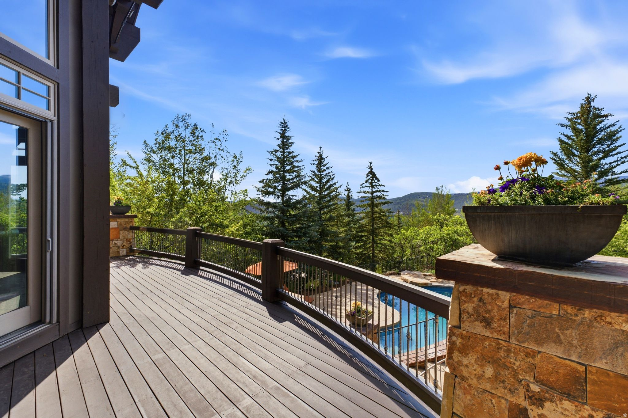 main property photo 93