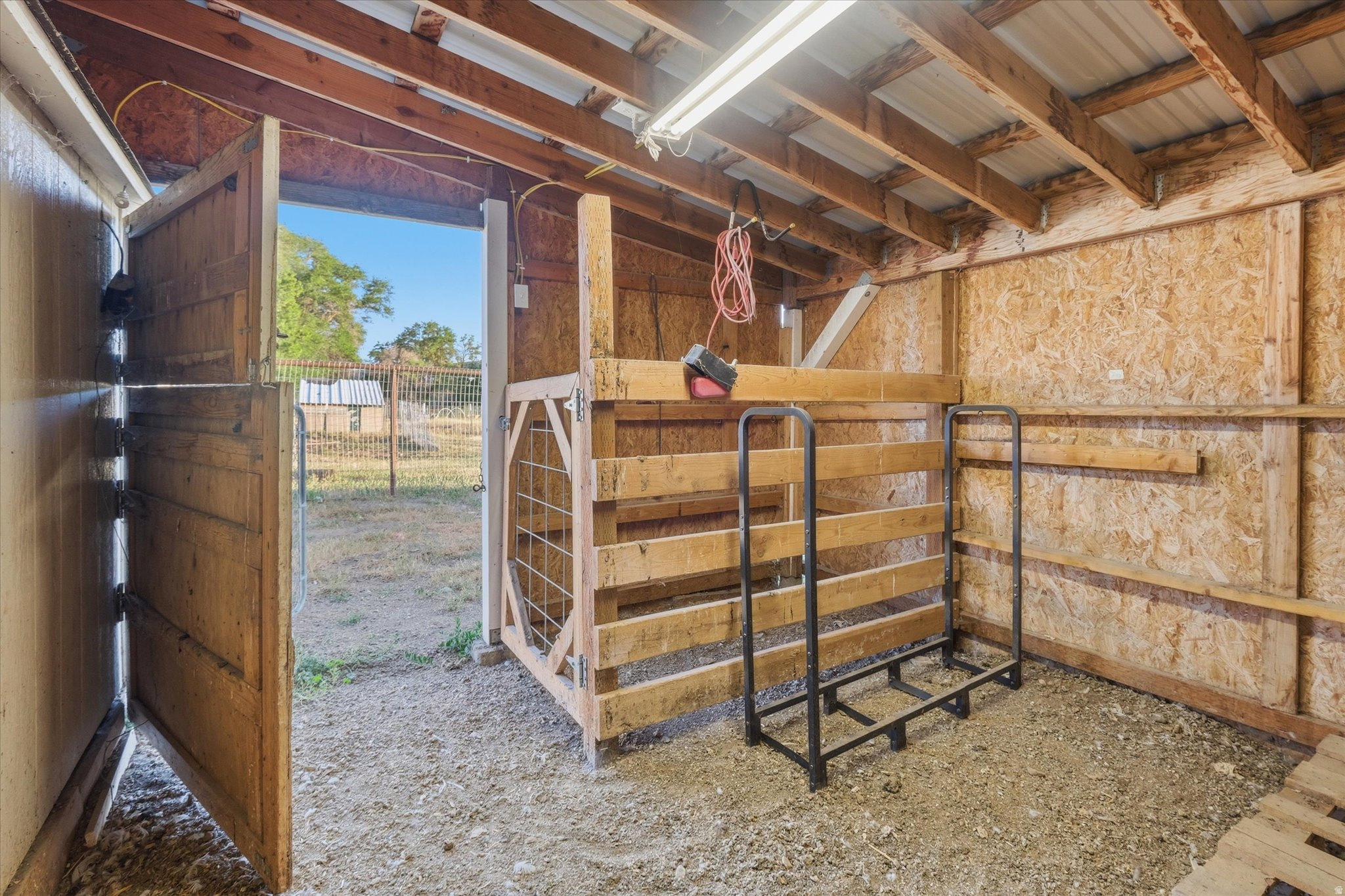 main property photo 51