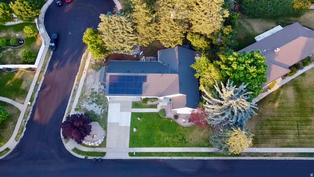 main property photo 52