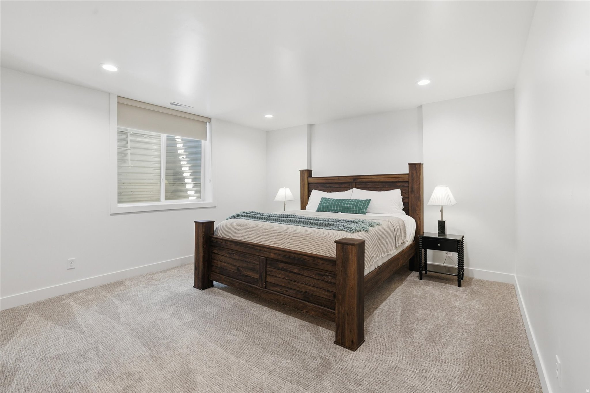 main property photo 70
