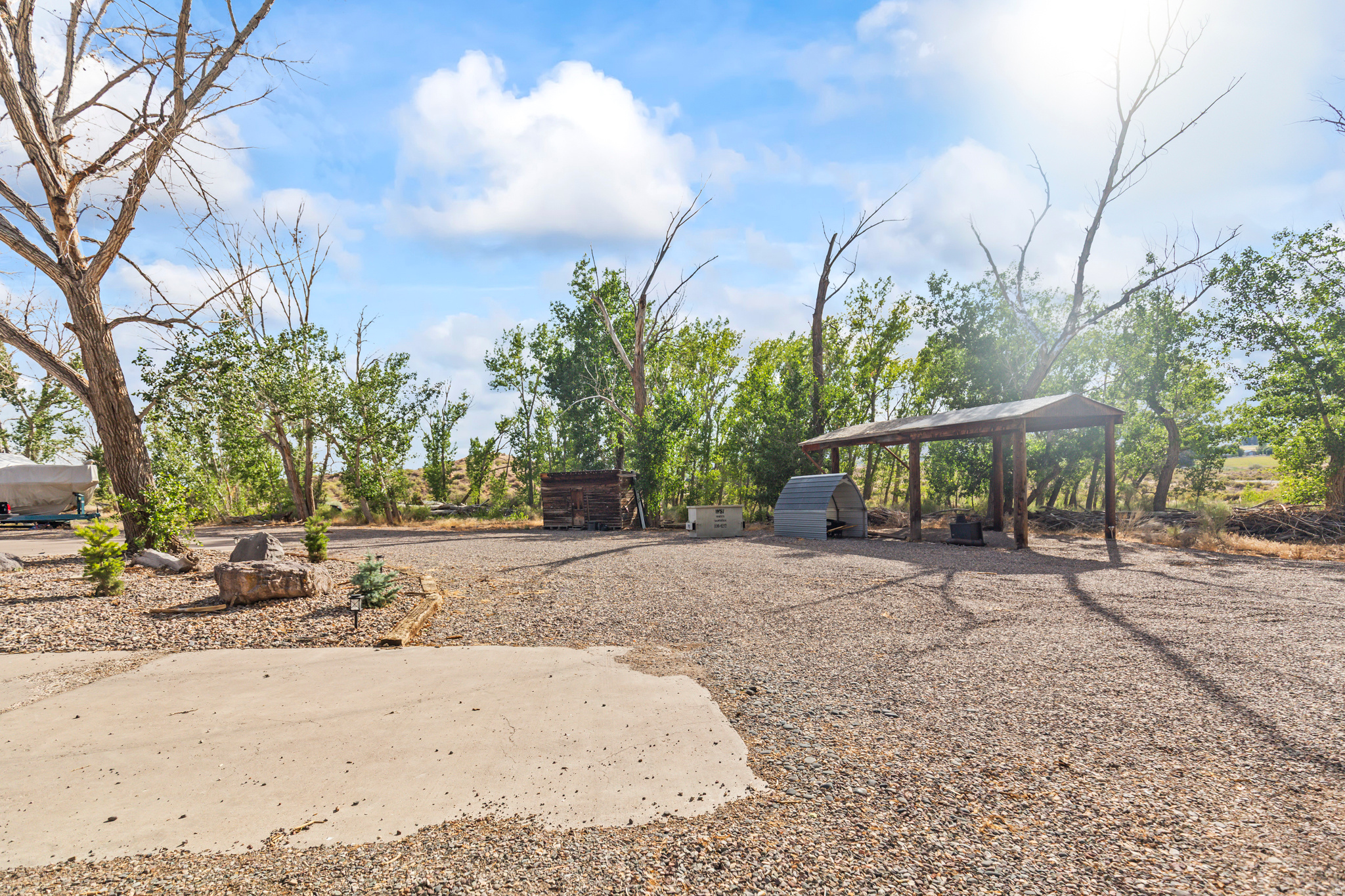 main property photo 78