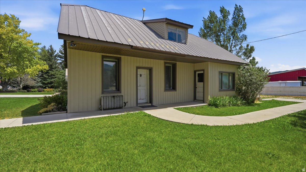 main property photo 2