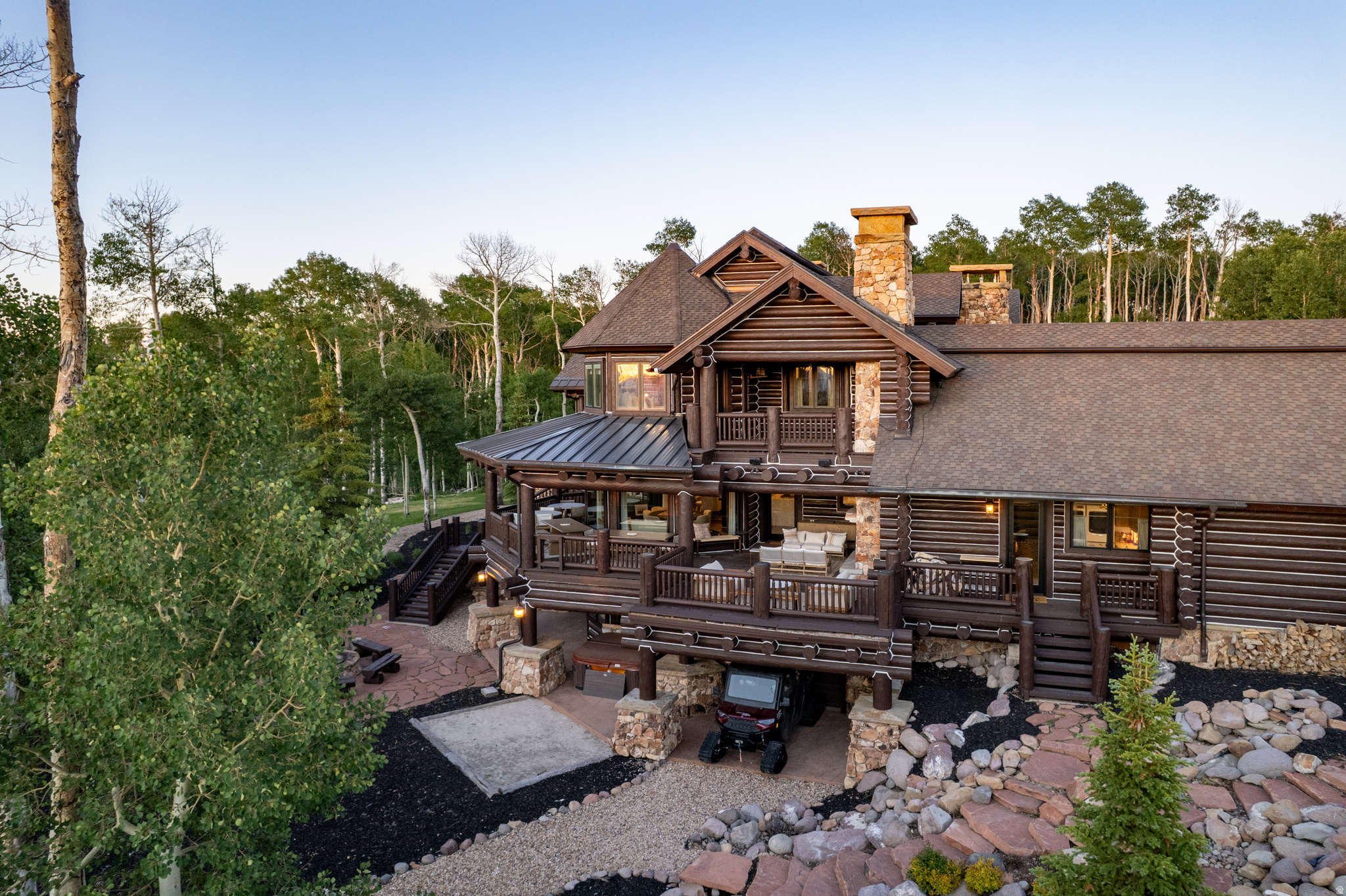 main property photo 89