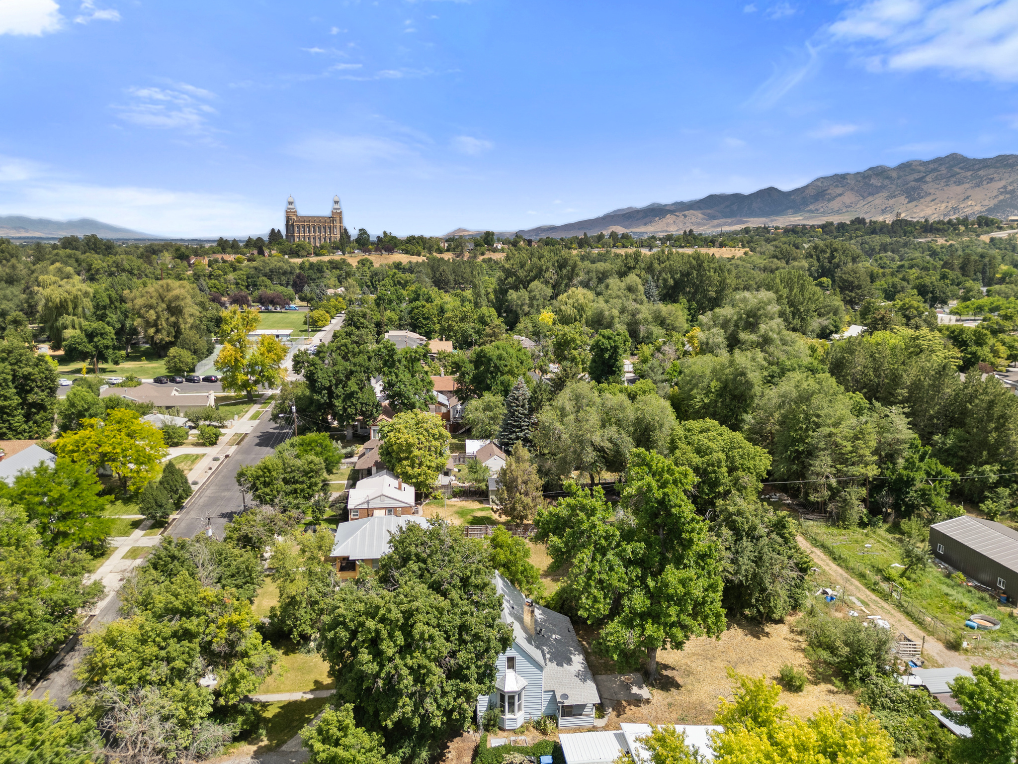 main property photo 22