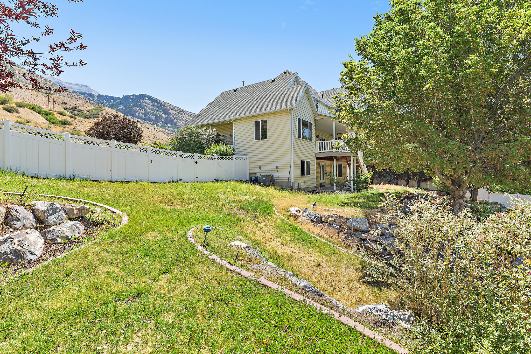 main property photo 66