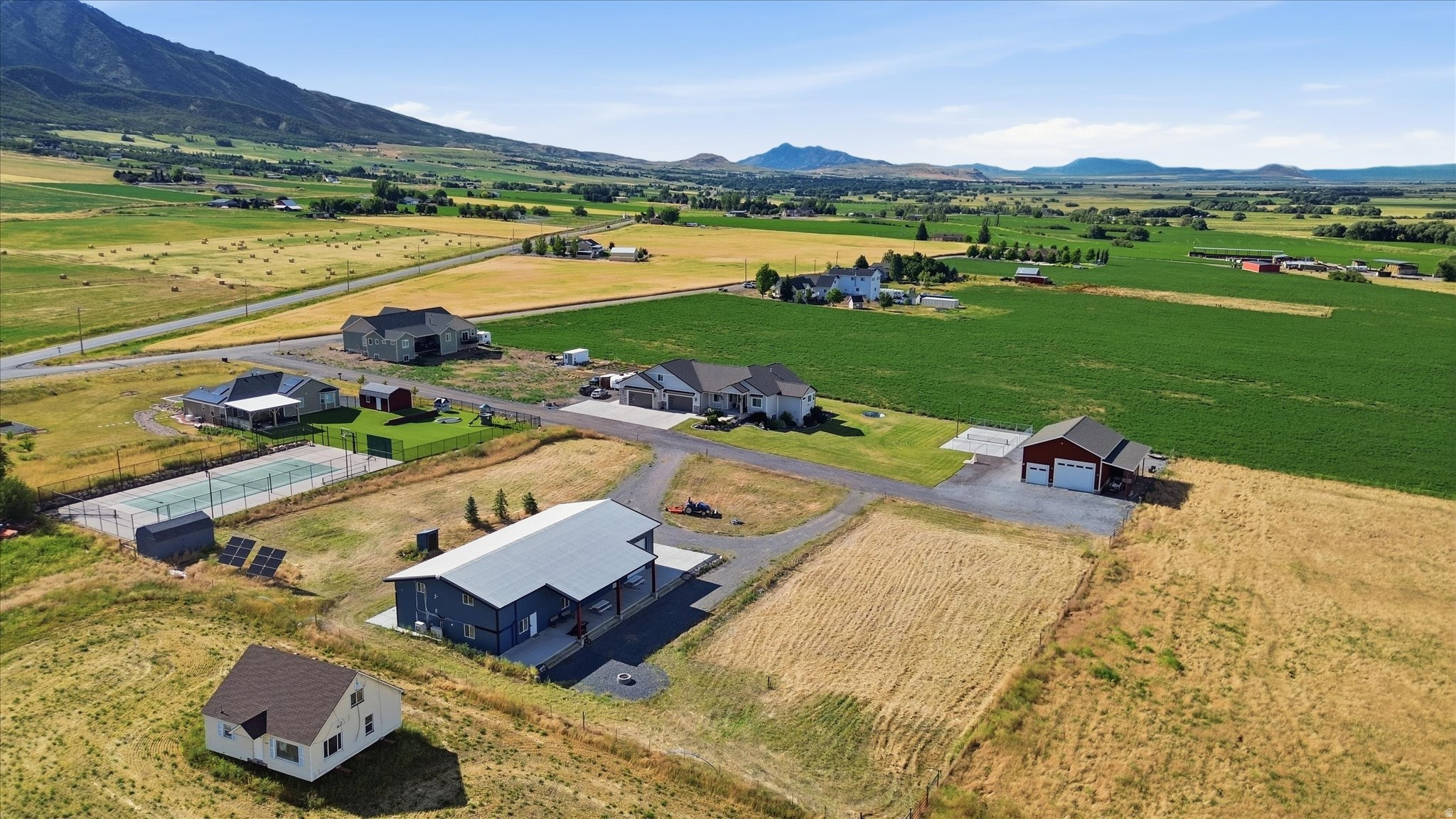 main property photo 15