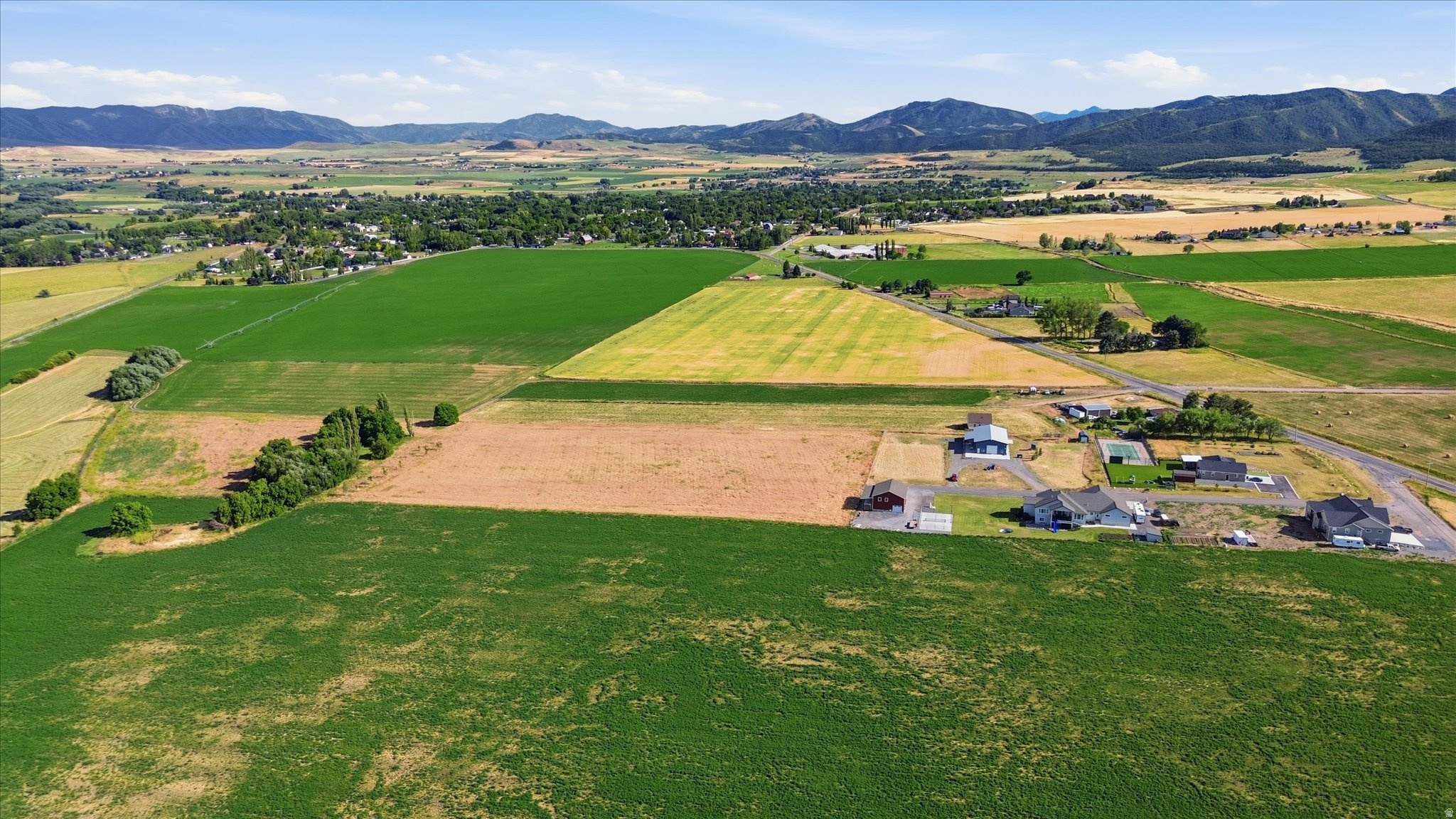 main property photo 21