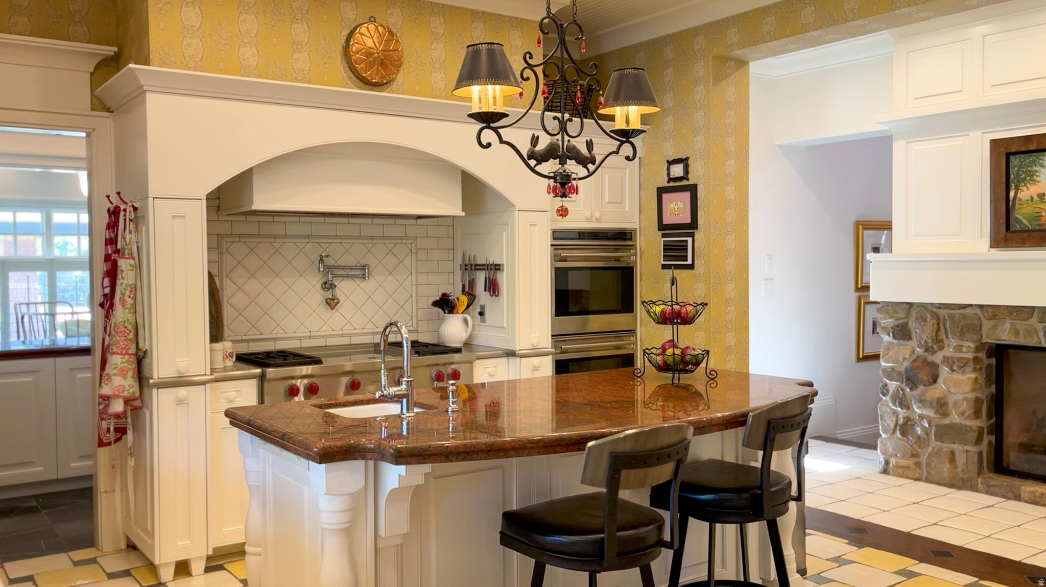 main property photo 22