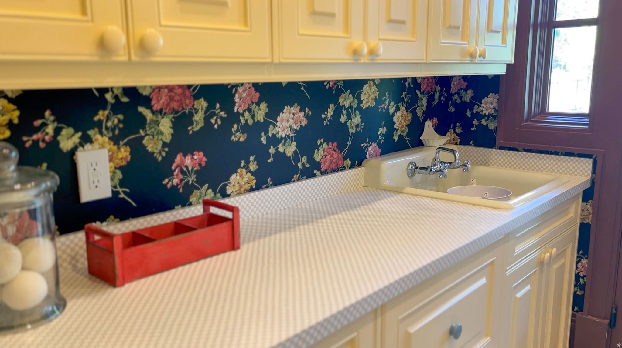 main property photo 74