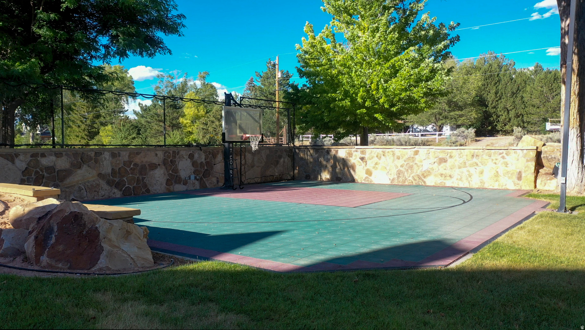 main property photo 77