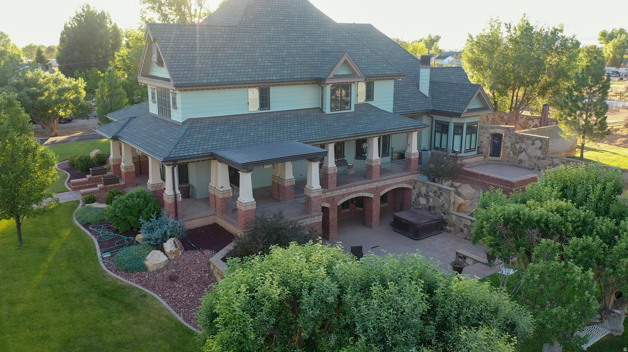 main property photo 96