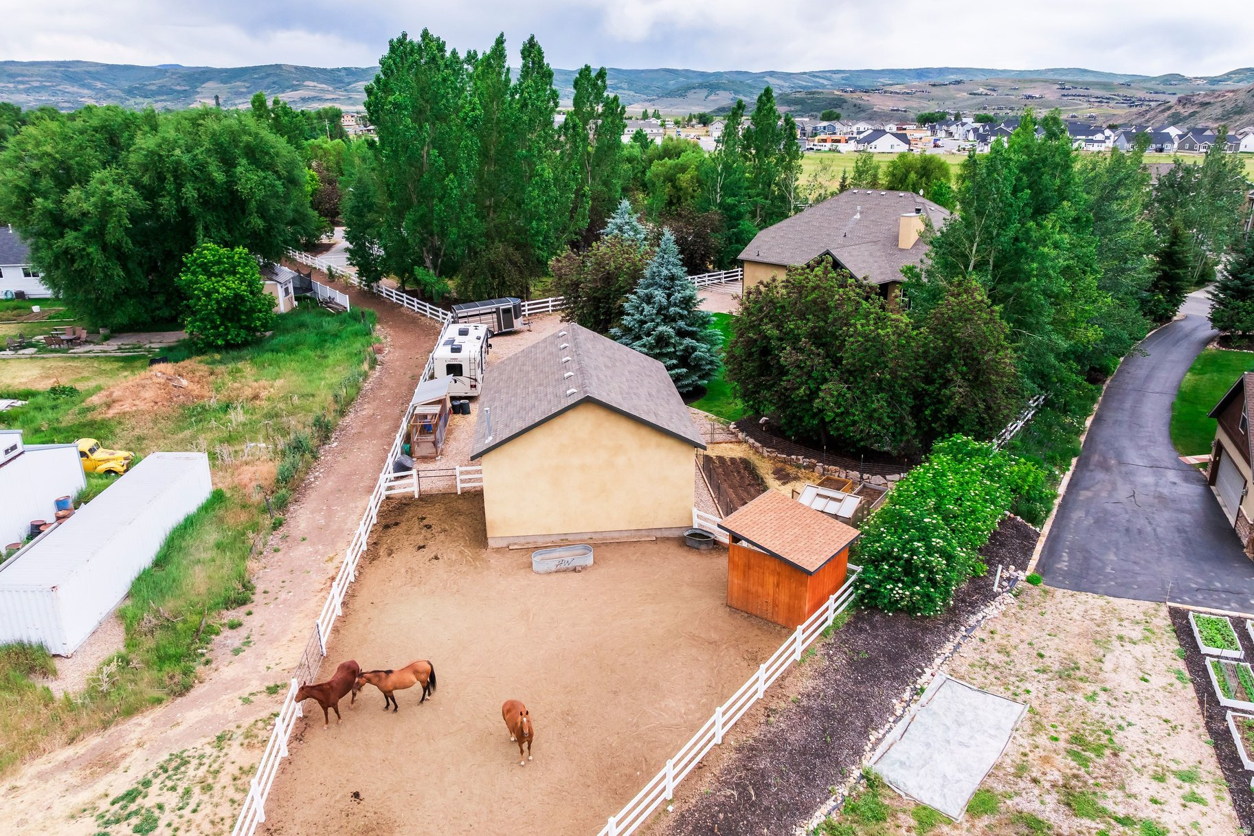 main property photo 42