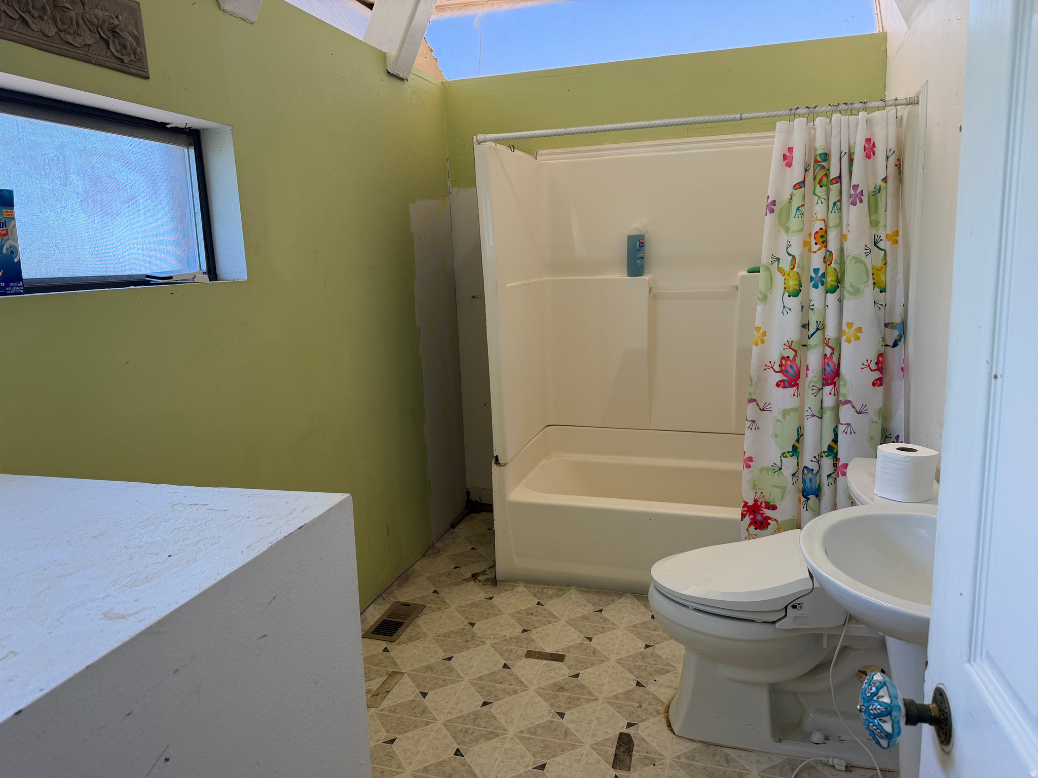 main property photo 18