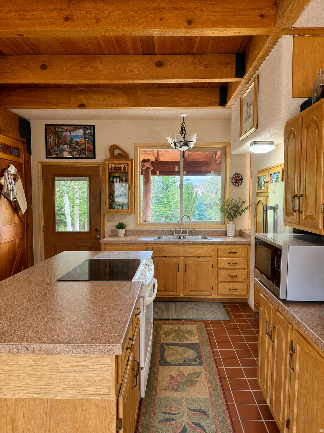 main property photo 24