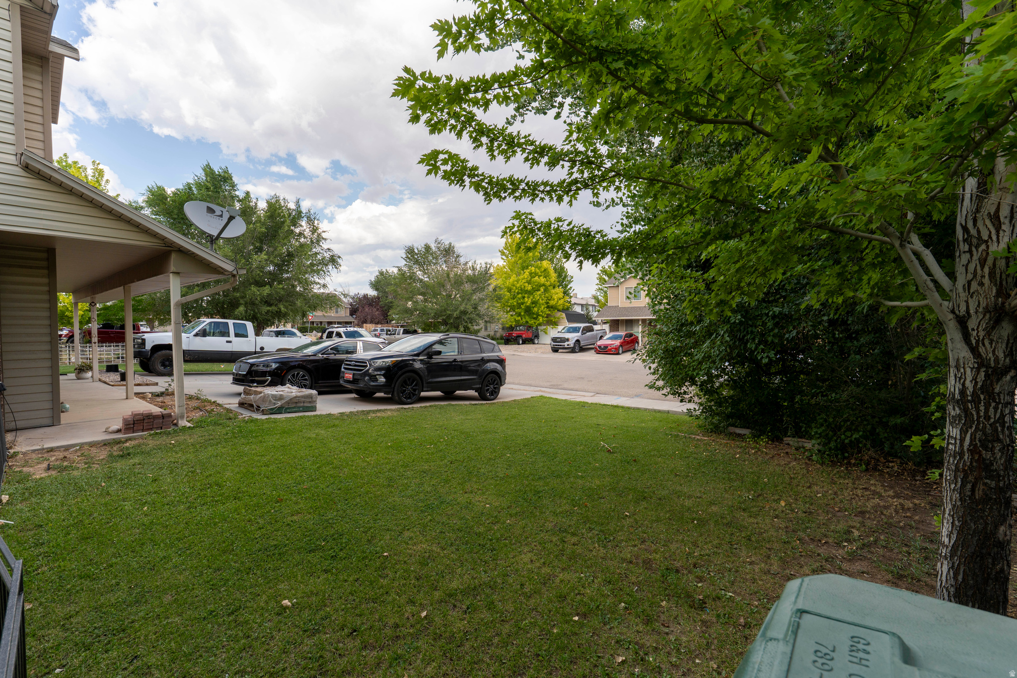 main property photo 30