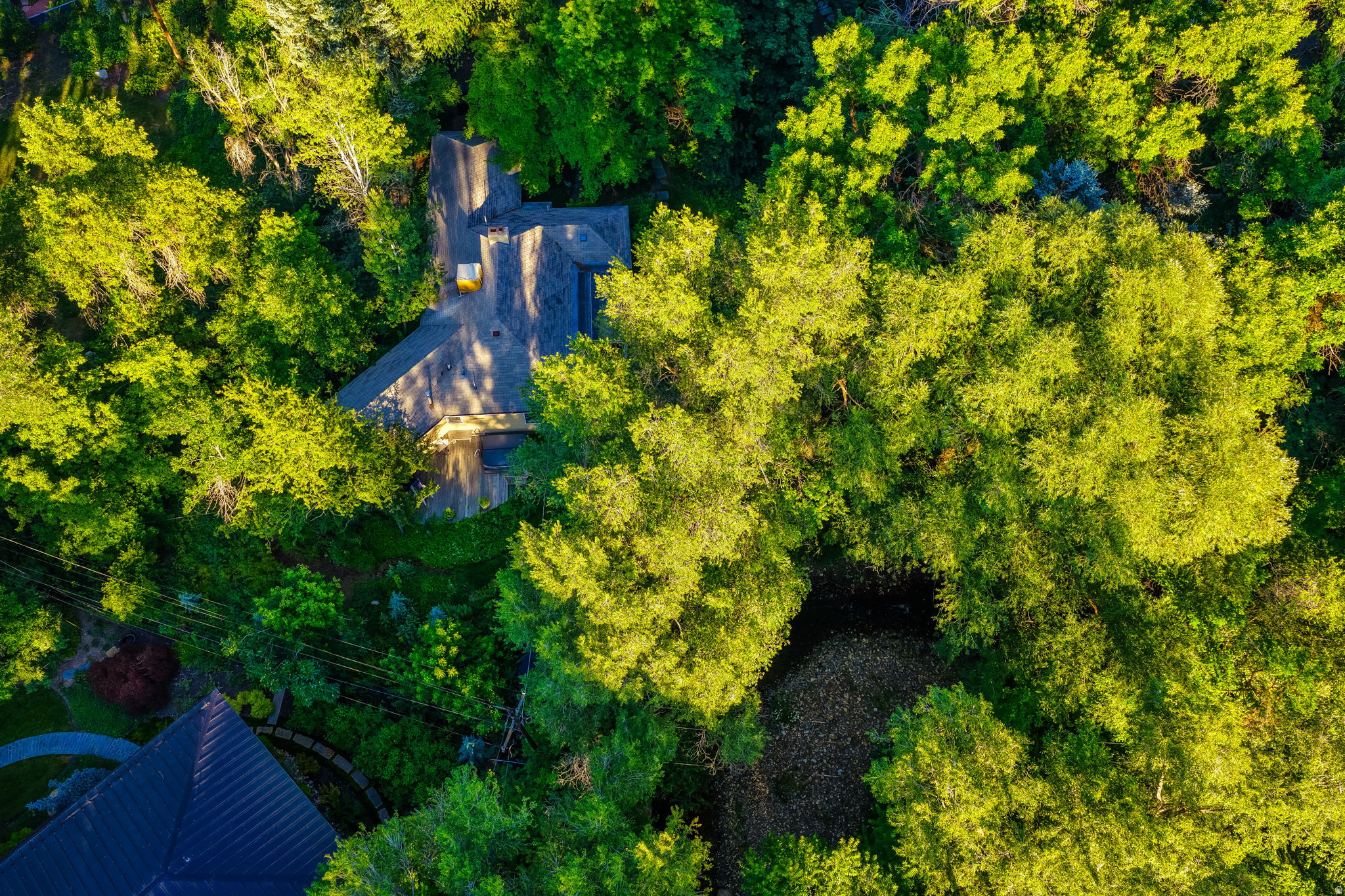 main property photo 34