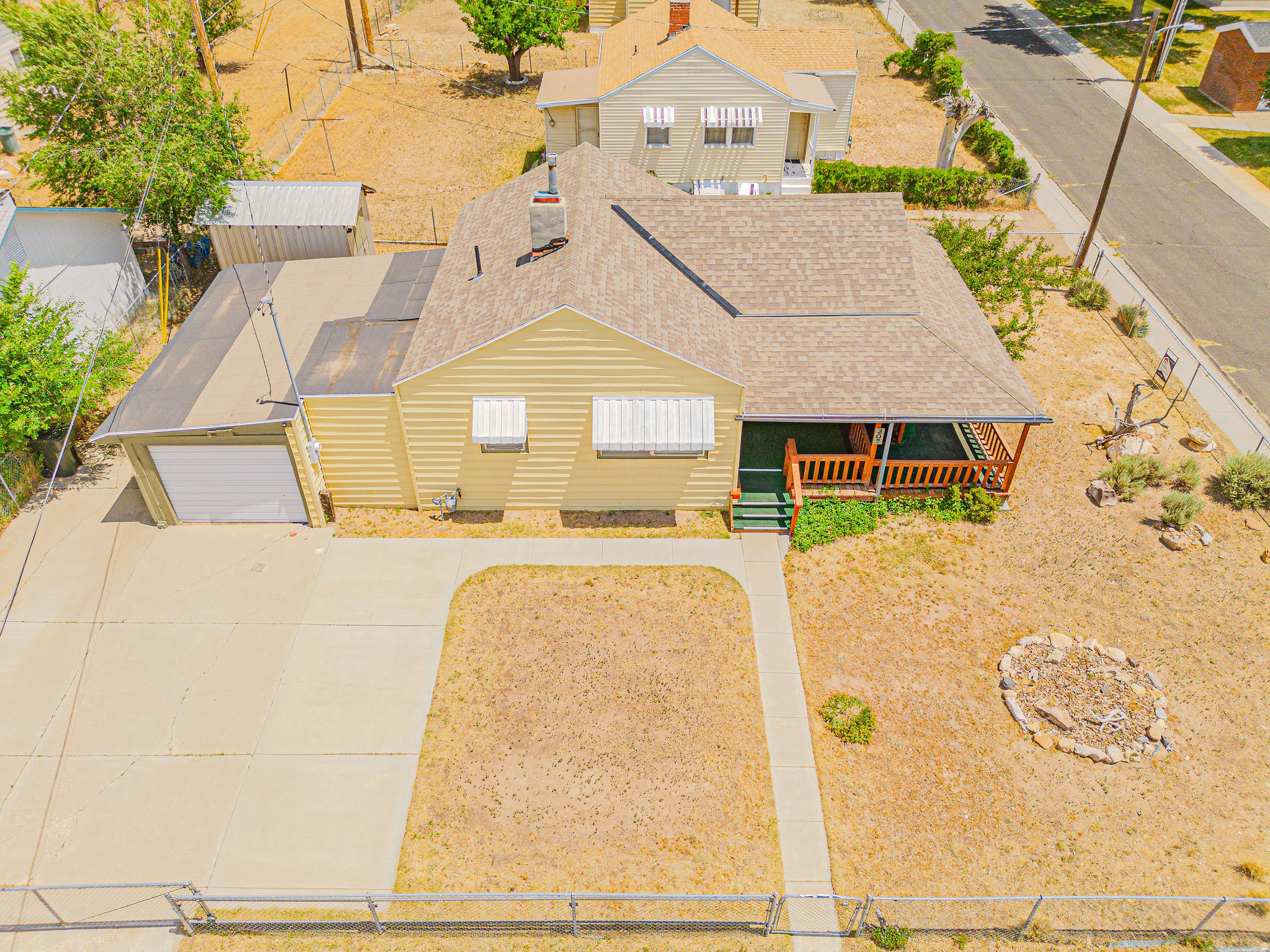 main property photo 10