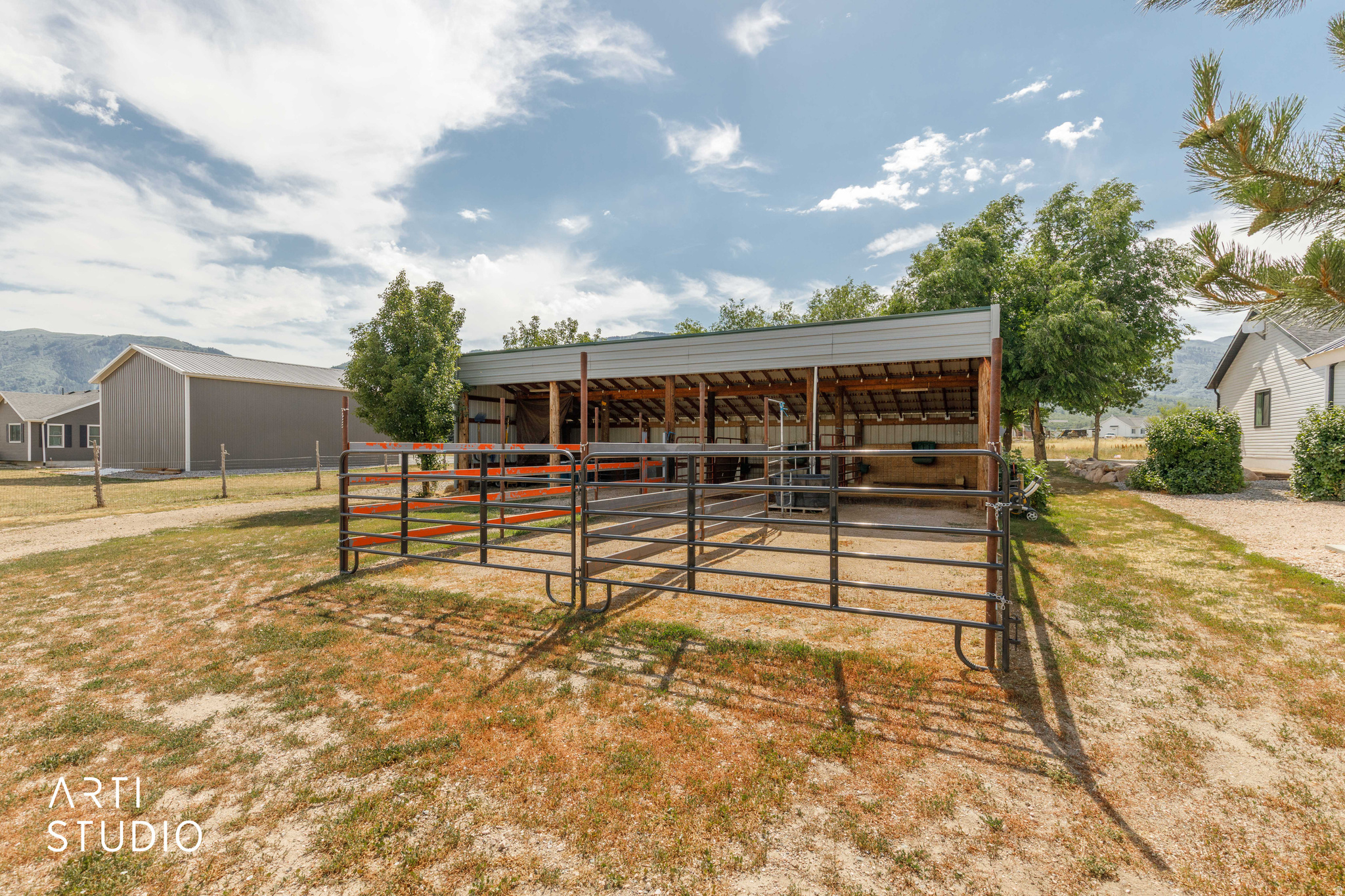 main property photo 41