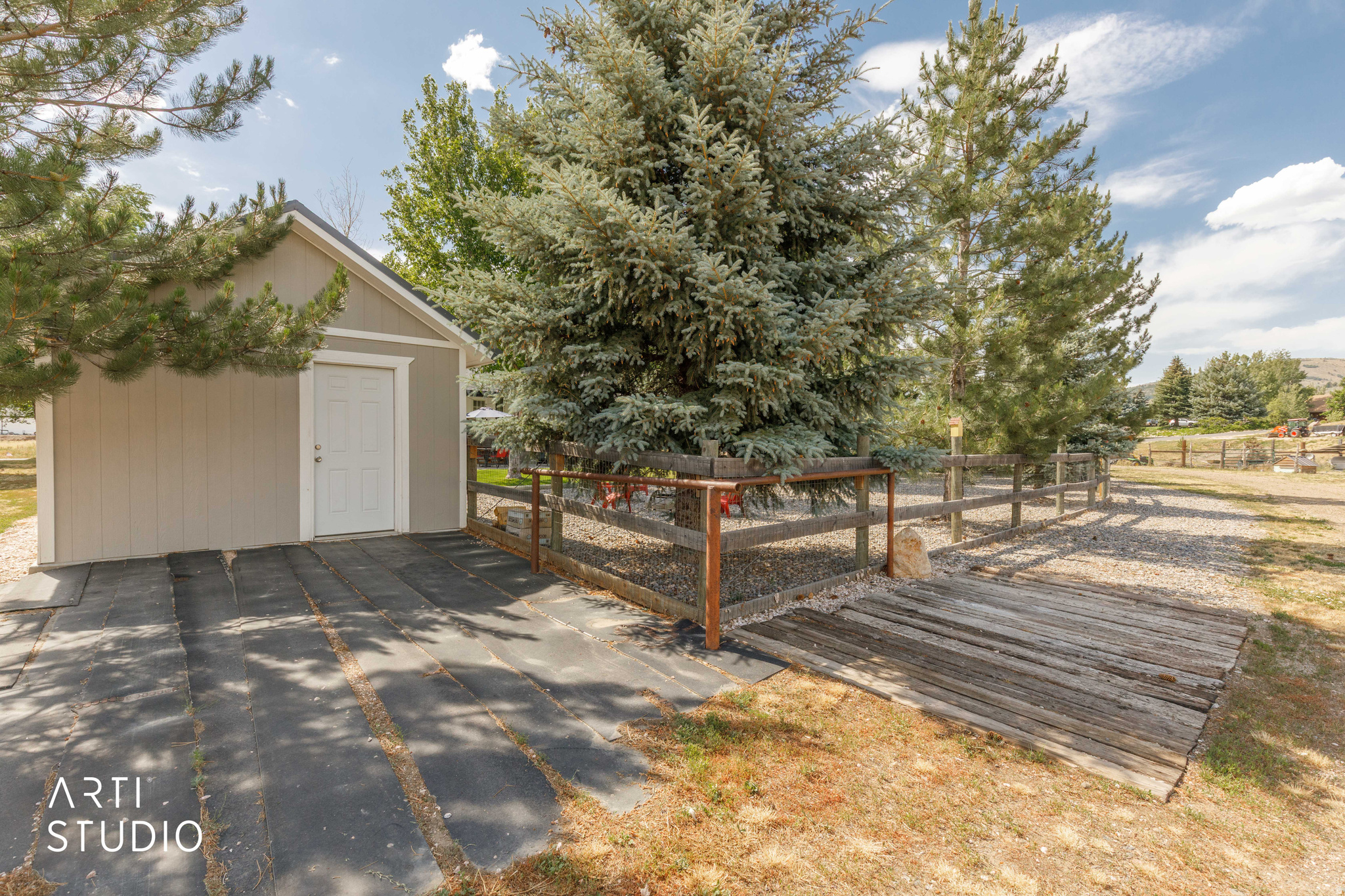 main property photo 43