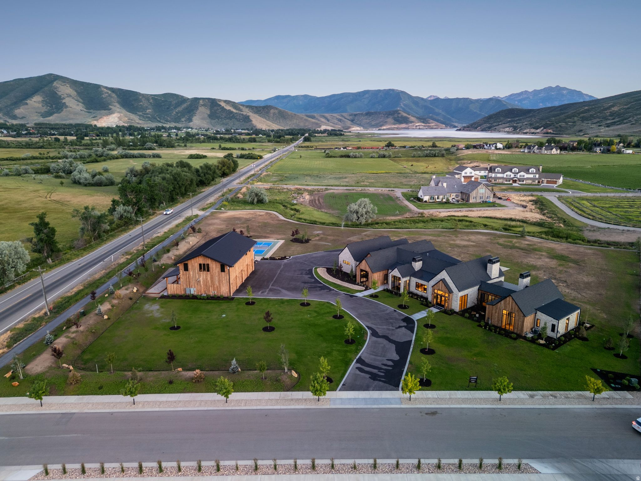 main property photo 47