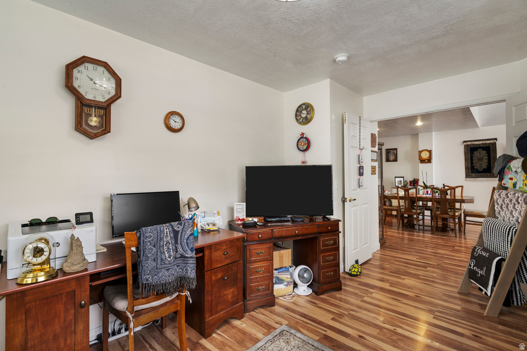 main property photo 10