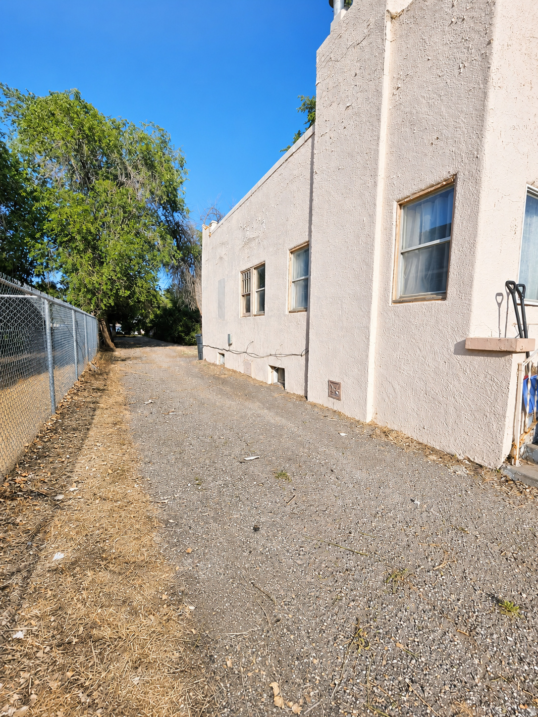 main property photo 18